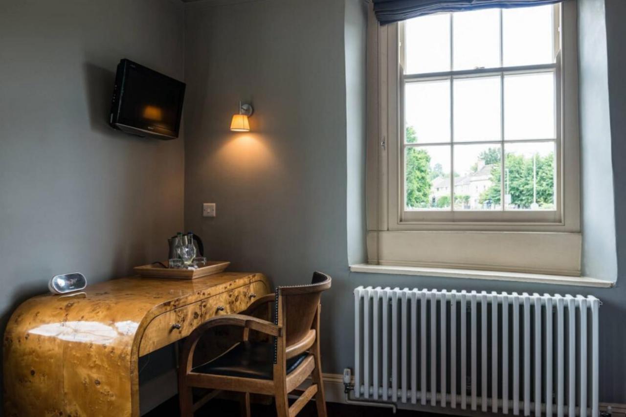 The Castle Inn Bradford-On-Avon Ngoại thất bức ảnh