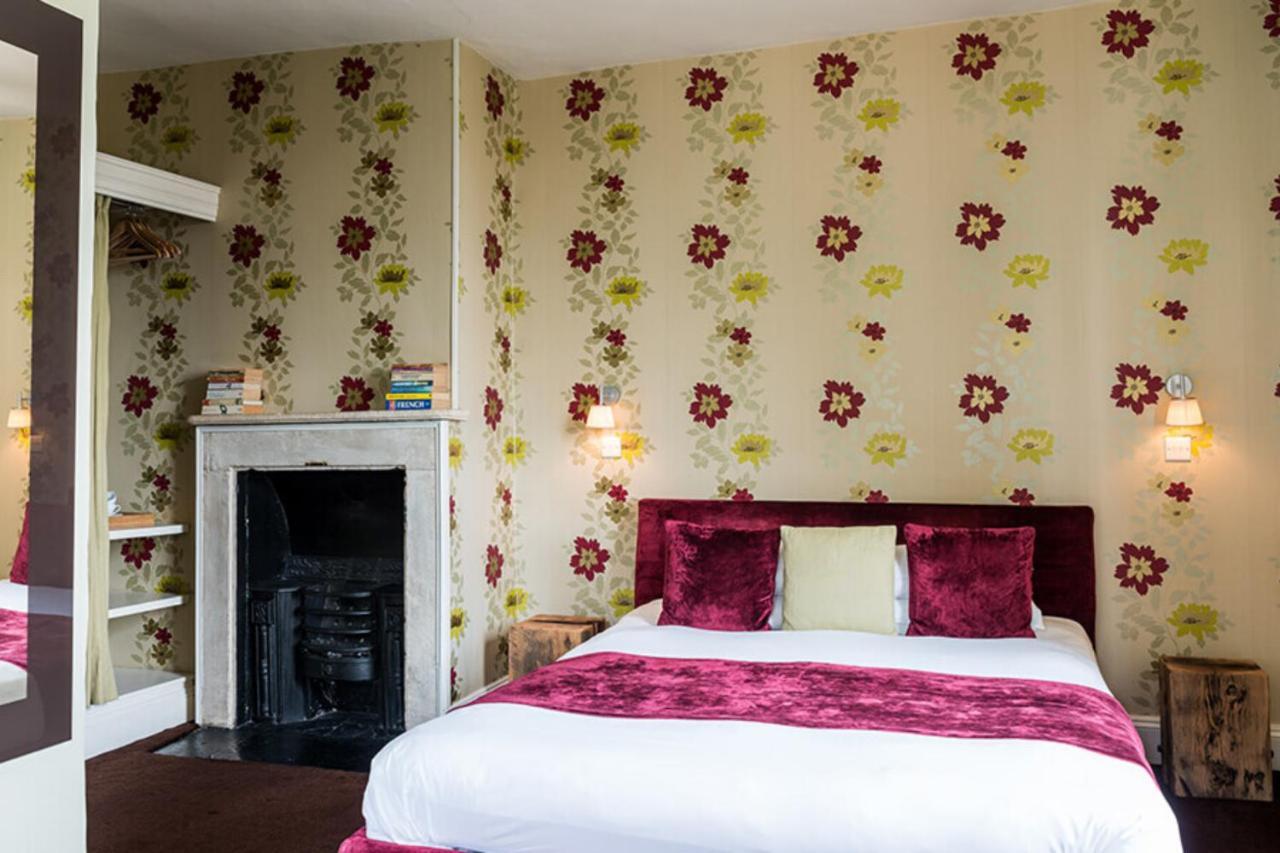 The Castle Inn Bradford-On-Avon Ngoại thất bức ảnh