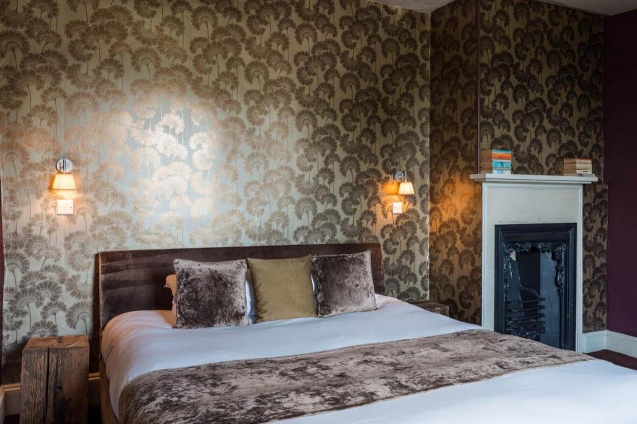 The Castle Inn Bradford-On-Avon Ngoại thất bức ảnh